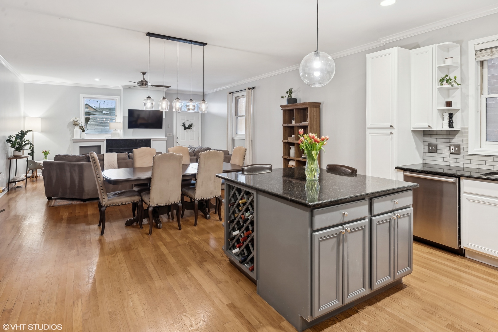 1536 N Bosworth Avenue 1N