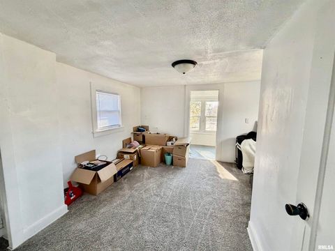 Tiny photo for 407 E 14TH Street, Davenport, IA 52803 (MLS # QC4269524)