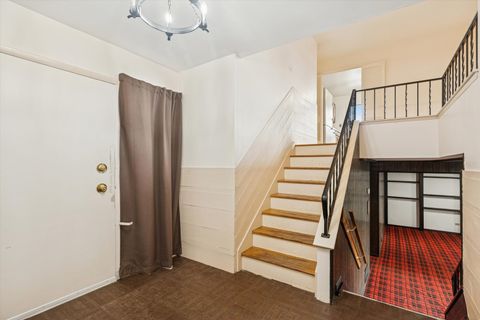 Tiny photo for 405 W Newport Road, Hoffman Estates, IL 60169 (MLS # 12508613)