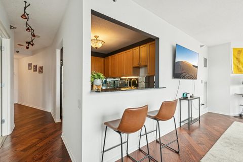 Tiny photo for 400 N La Salle Drive #2208, Chicago, IL 60654 (MLS # 12603432)