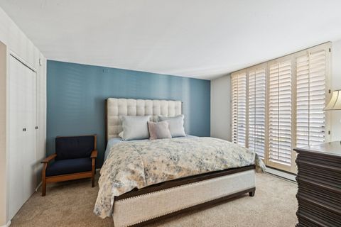 Tiny photo for 1212 N Lake Shore Drive #10CS, Chicago, IL 60610 (MLS # 12506270)