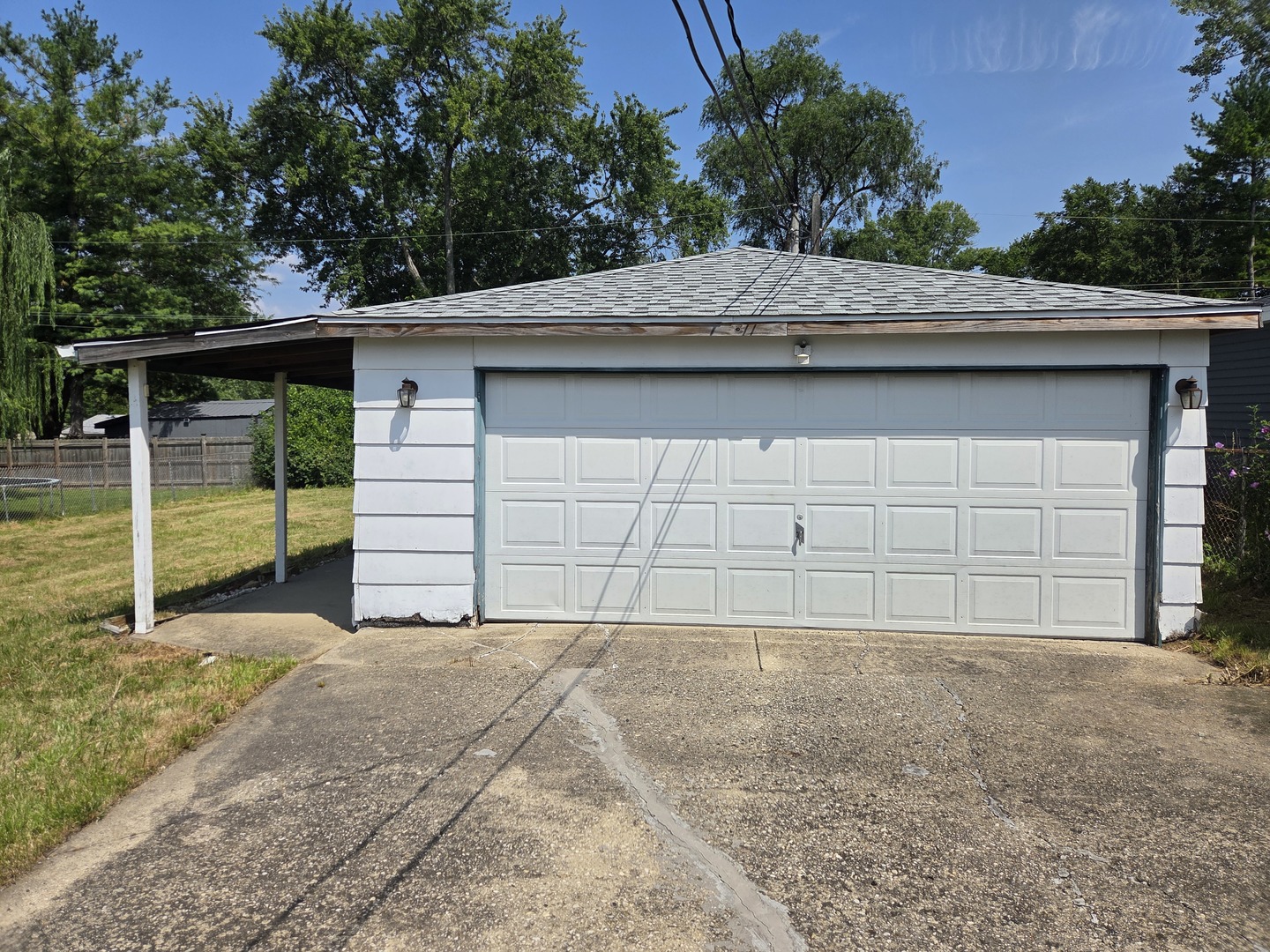 16714 W 147th Place