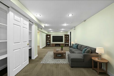 Tiny photo for 662 Waterbury Avenue, Gurnee, IL 60031 (MLS # 12507195)