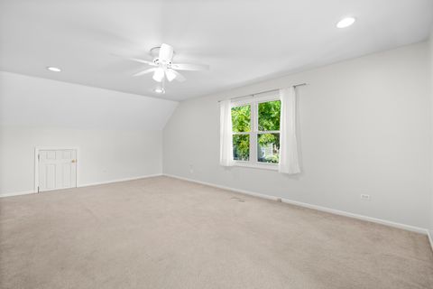 Tiny photo for 662 Waterbury Avenue, Gurnee, IL 60031 (MLS # 12507195)