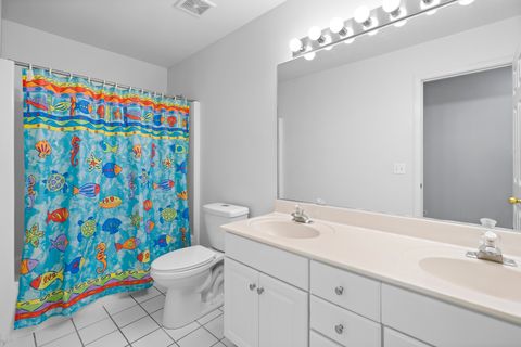 Tiny photo for 662 Waterbury Avenue, Gurnee, IL 60031 (MLS # 12507195)