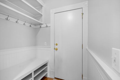 Tiny photo for 662 Waterbury Avenue, Gurnee, IL 60031 (MLS # 12507195)