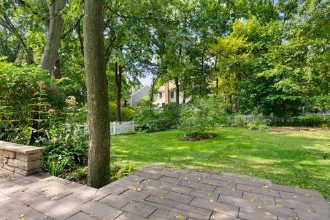 Tiny photo for 662 Waterbury Avenue, Gurnee, IL 60031 (MLS # 12507195)