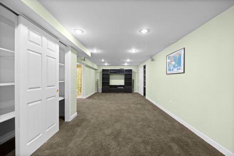 Tiny photo for 662 Waterbury Avenue, Gurnee, IL 60031 (MLS # 12507195)