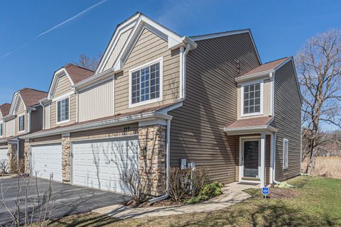 Photo of 377 Locksley Drive, Streamwood, IL 60107 (MLS # 12659842)