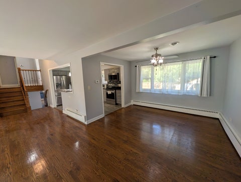Tiny photo for 141 E Potter Street, Wood Dale, IL 60191 (MLS # 12745729)