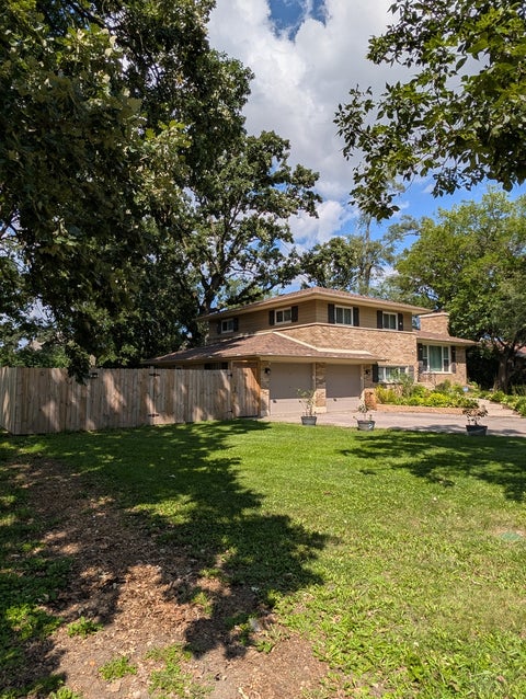 Tiny photo for 141 E Potter Street, Wood Dale, IL 60191 (MLS # 12745729)