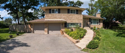 Photo of 141 E Potter Street, Wood Dale, IL 60191 (MLS # 12745729)
