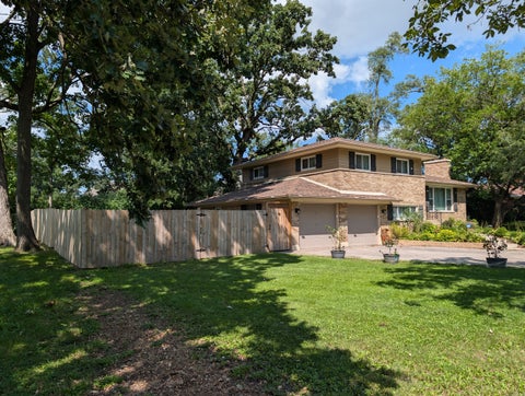 Tiny photo for 141 E Potter Street, Wood Dale, IL 60191 (MLS # 12745729)