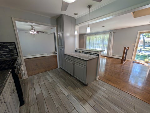 Tiny photo for 141 E Potter Street, Wood Dale, IL 60191 (MLS # 12745729)