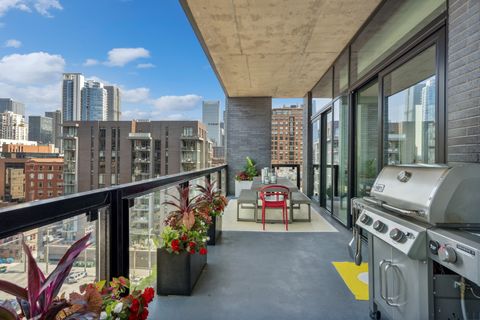 Tiny photo for 400 W HURON Street #801, Chicago, IL 60654 (MLS # 12468973)