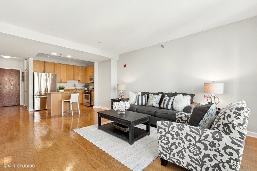 1250 S Michigan Avenue 2405