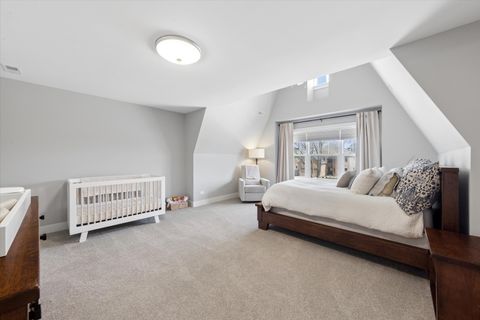 Tiny photo for 650 N West Avenue, Elmhurst, IL 60126 (MLS # 12619866)