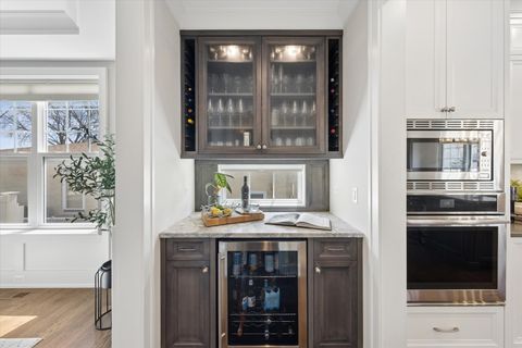 Tiny photo for 650 N West Avenue, Elmhurst, IL 60126 (MLS # 12619866)