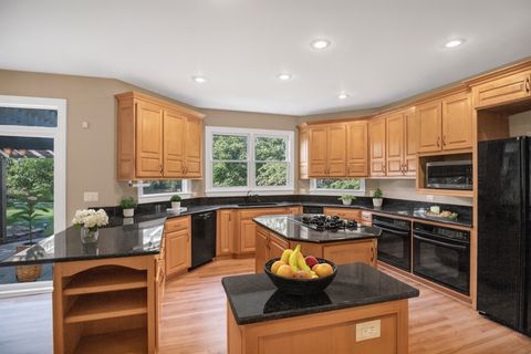 Tiny photo for 37W004 Ridgewood Drive, St. Charles, IL 60175 (MLS # 12464341)