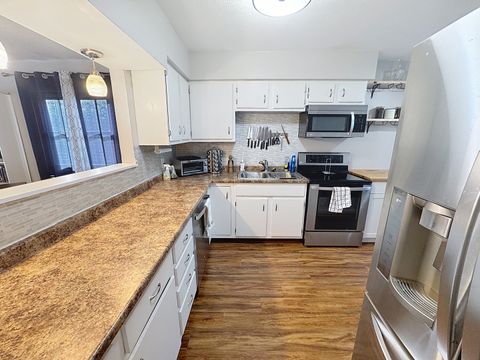 Tiny photo for 5915 36th Avenue Court #14, Moline, IL 51265 (MLS # 12559557)