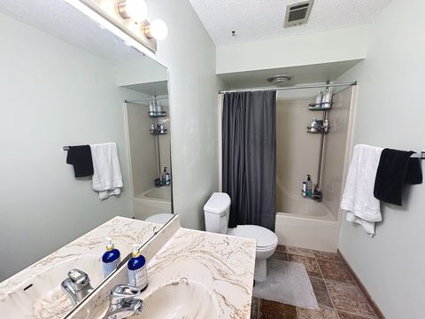 Tiny photo for 5915 36th Avenue Court #14, Moline, IL 51265 (MLS # 12559557)