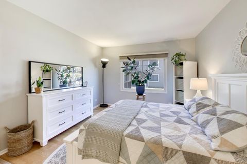 Tiny photo for 181 W Fabish Drive, Buffalo Grove, IL 60089 (MLS # 12589478)