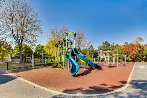 Tiny photo for 181 W Fabish Drive, Buffalo Grove, IL 60089 (MLS # 12589478)