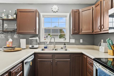 Tiny photo for 605 Northgate Drive, St. Joseph, IL 61873 (MLS # 12491554)