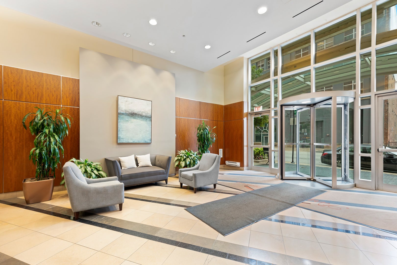 125 S JEFFERSON Street 2305