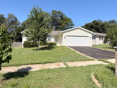 Photo of 632 Larnell Lane, Rockford, IL 61101 (MLS # 12729536)