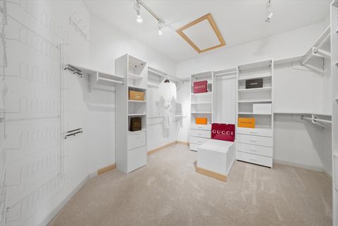 Tiny photo for 10 Lakeside Lane, North Barrington, IL 60010 (MLS # 12531075)