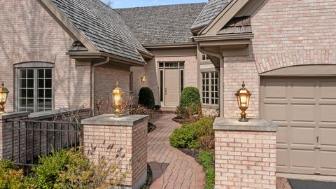 Tiny photo for 10 Lakeside Lane, North Barrington, IL 60010 (MLS # 12531075)
