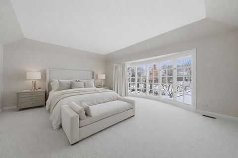 Tiny photo for 10 Lakeside Lane, North Barrington, IL 60010 (MLS # 12531075)