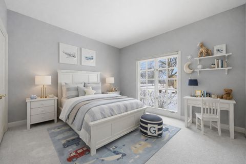 Tiny photo for 10 Lakeside Lane, North Barrington, IL 60010 (MLS # 12531075)