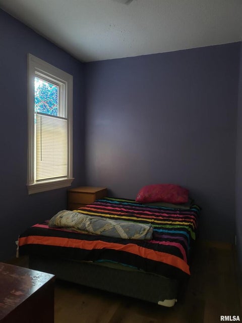 Tiny photo for 1728 8TH Avenue, Rock Island, IL 61201 (MLS # QC4269834)