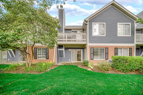 Tiny photo for 200 Columbia Court #5, Schaumburg, IL 60193 (MLS # 12425518)