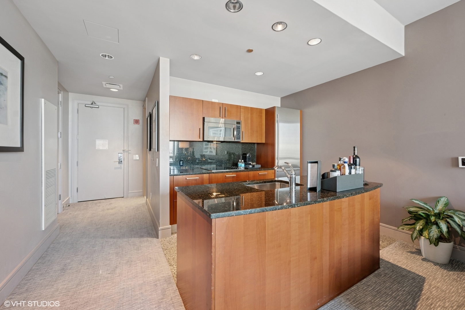 401 N Wabash Avenue 2402
