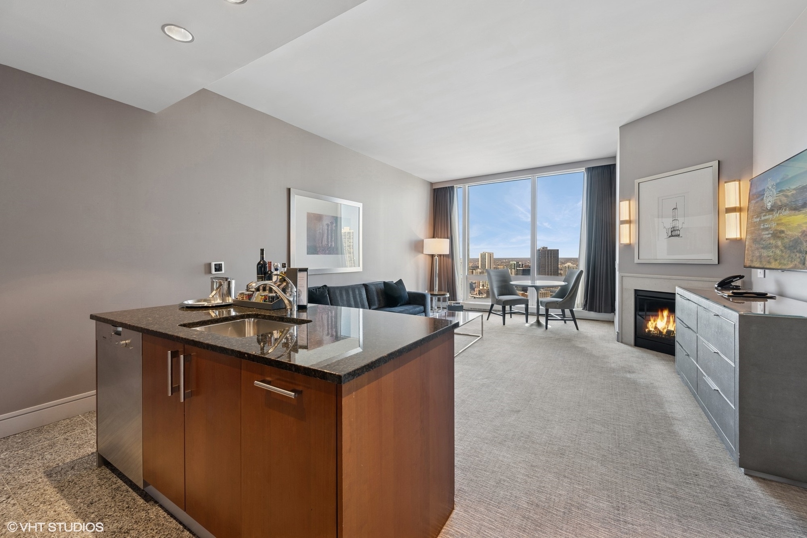 401 N Wabash Avenue 2402