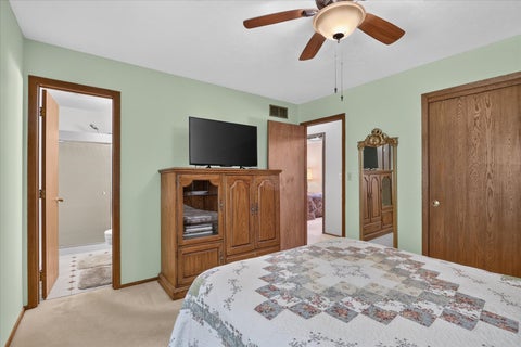 Tiny photo for 4604 Minns Drive, Machesney Park, IL 61115 (MLS # 12742923)
