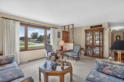Tiny photo for 4604 Minns Drive, Machesney Park, IL 61115 (MLS # 12742923)