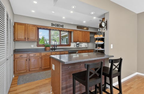 Tiny photo for 700 E Turner Avenue, Roselle, IL 60172 (MLS # 12685605)