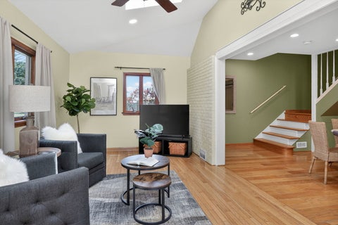 Tiny photo for 700 E Turner Avenue, Roselle, IL 60172 (MLS # 12685605)