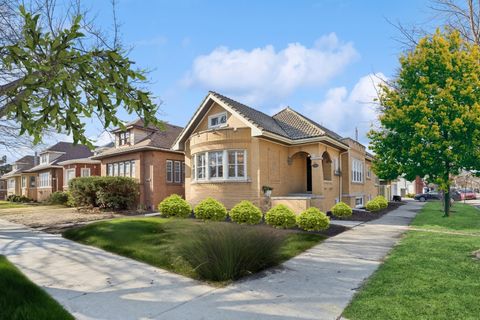 5500 W Pensacola Avenue Chicago IL 60641