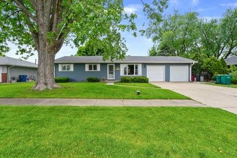Photo of 3130 Jo Ann Drive, Joliet, IL 60431 (MLS # 12591604)