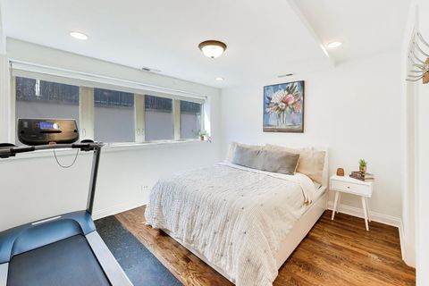 Tiny photo for 2851 N Damen Avenue #1, Chicago, IL 60618 (MLS # 12609725)