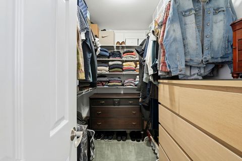 Tiny photo for 2851 N Southport Avenue #E, Chicago, IL 60657 (MLS # 12594443)