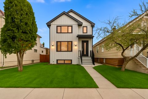 Photo of 2411 N 77th Avenue, Elmwood Park, IL 60707 (MLS # 12532980)