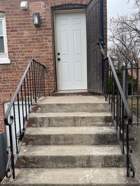 Tiny photo for 201 E 140th Place, Dolton, IL 60419 (MLS # 12602541)