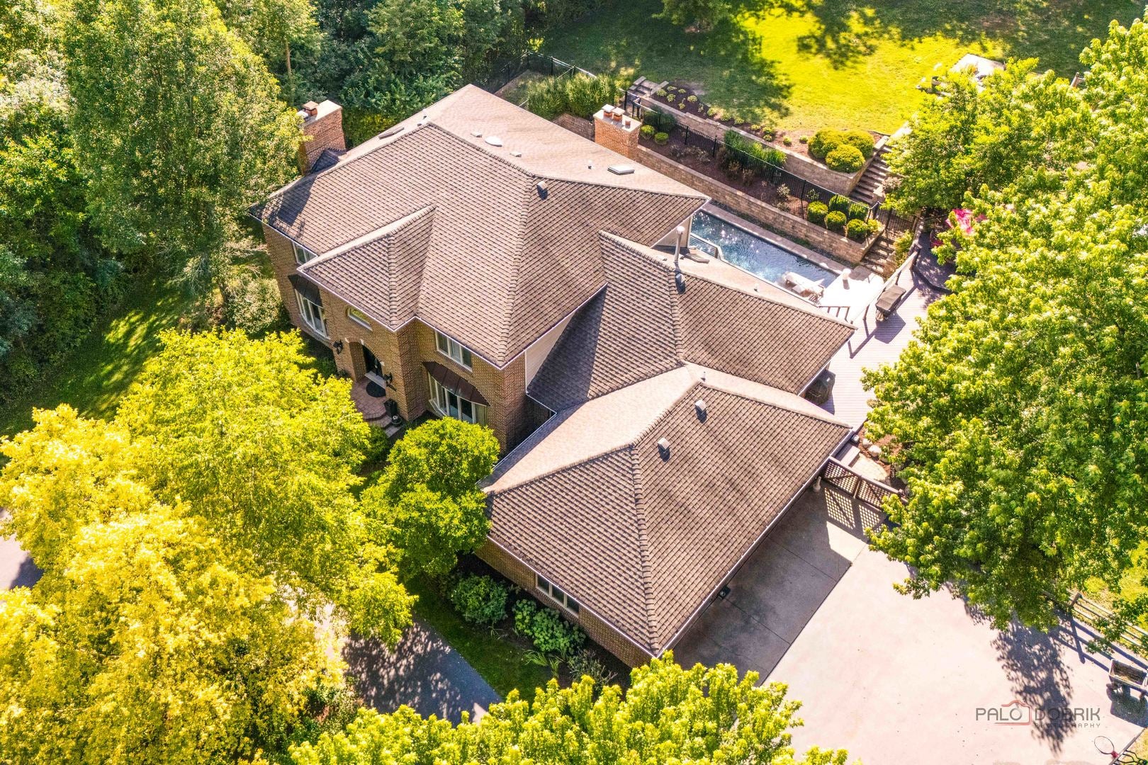 4525 Red Oak Lane