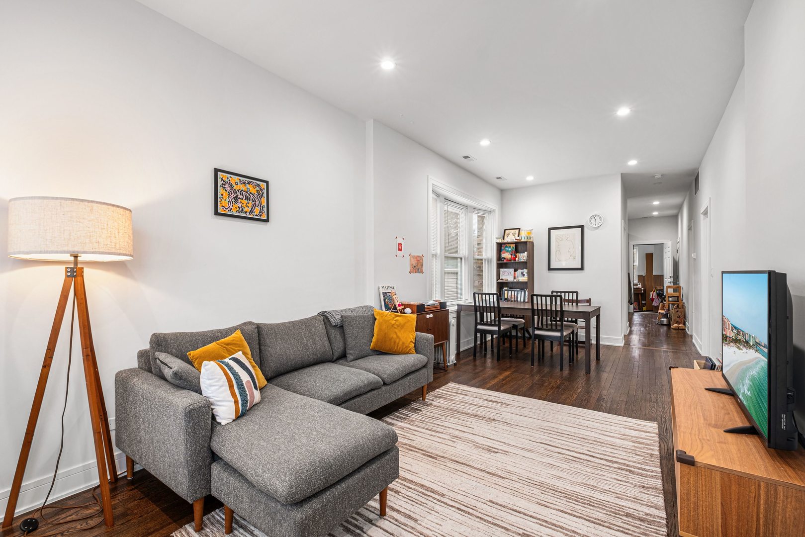 3904 N Whipple Avenue 2